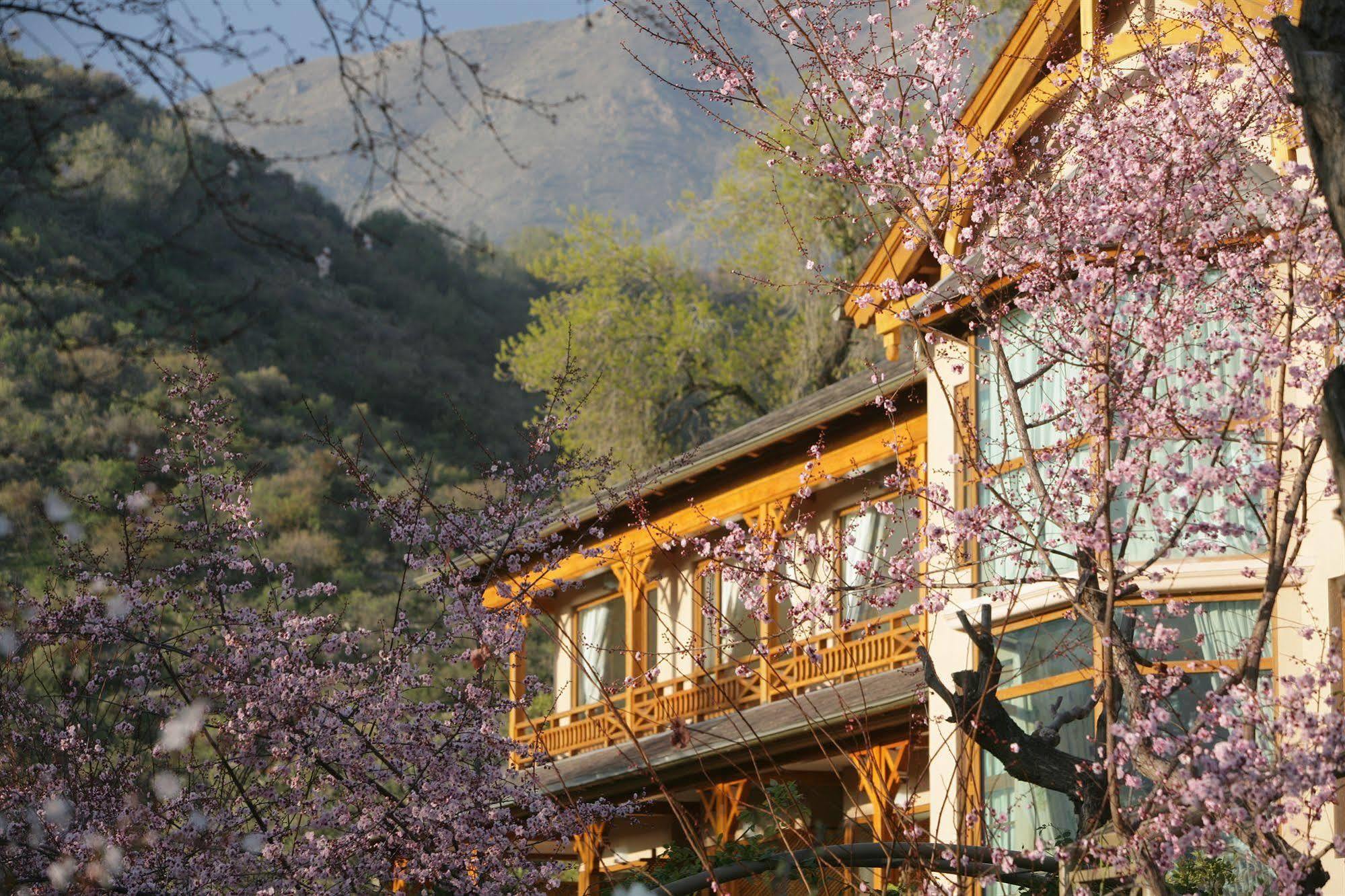 Termas De Jahuel Hotel & Spa Santa María Екстериор снимка