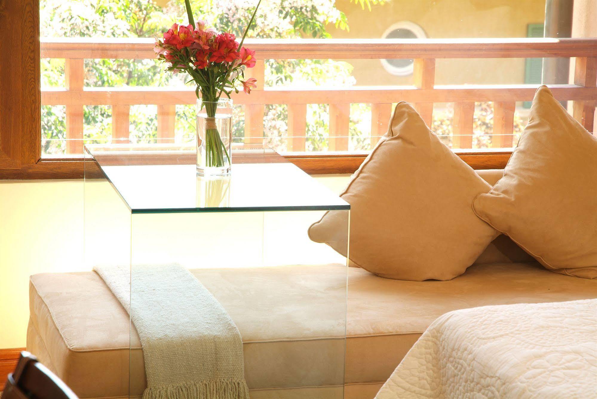 Termas De Jahuel Hotel & Spa Santa María Екстериор снимка