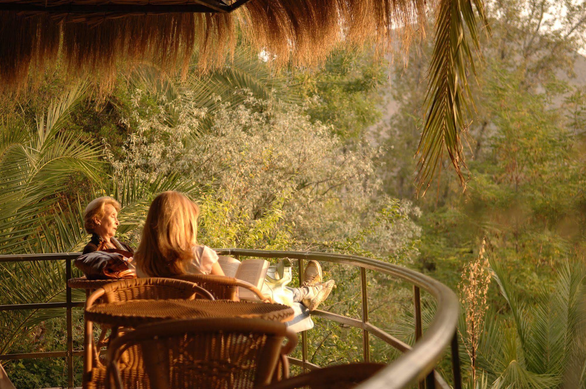 Termas De Jahuel Hotel & Spa Santa María Екстериор снимка
